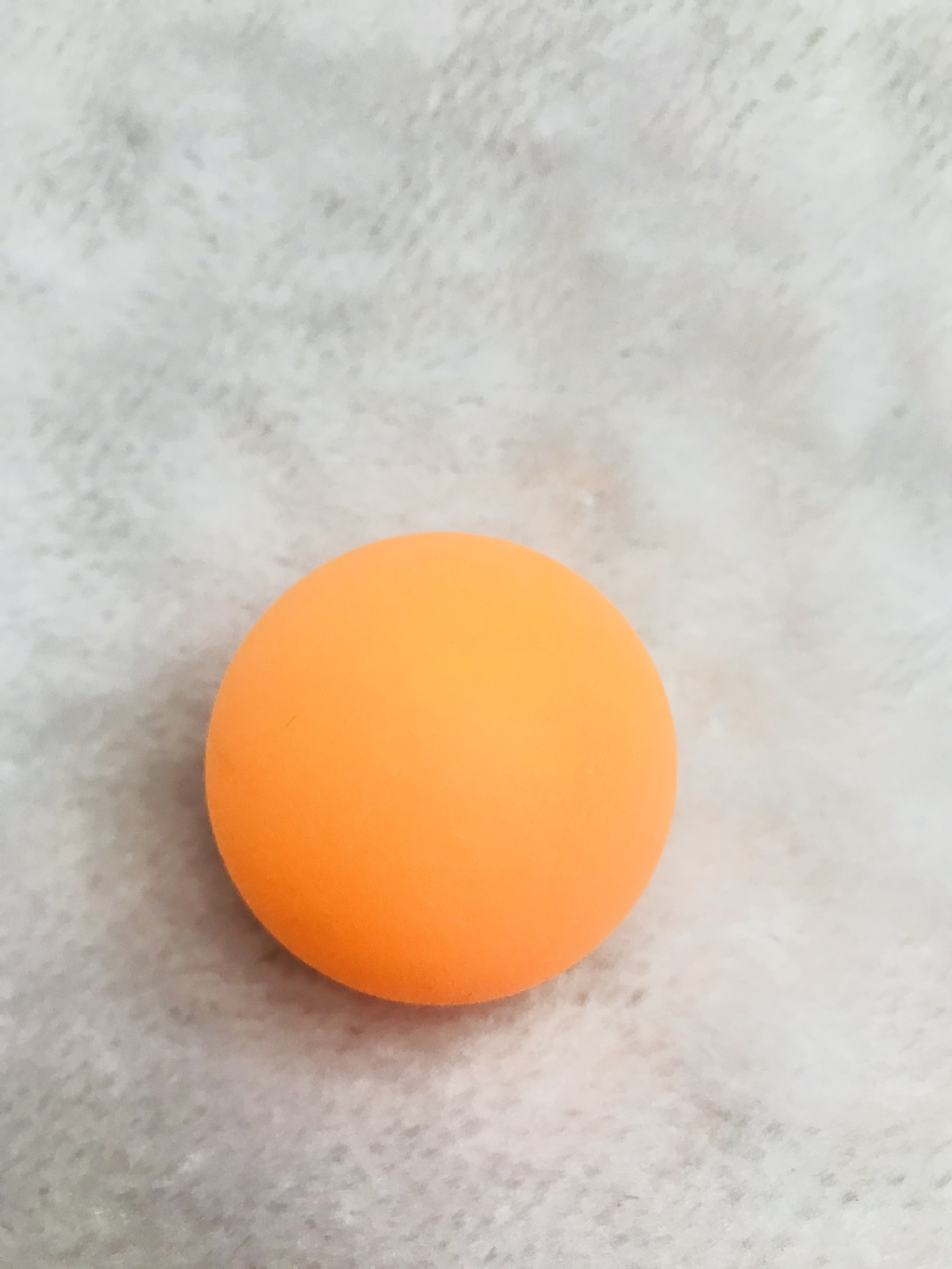 Manufacturer direct sales of OULITE plastic table tennis white 40mm 6 insert card printing LOGO. Manufacturer direct sales of OULITE plastic table tennis white 40mm 6 insert card printing LOGO.