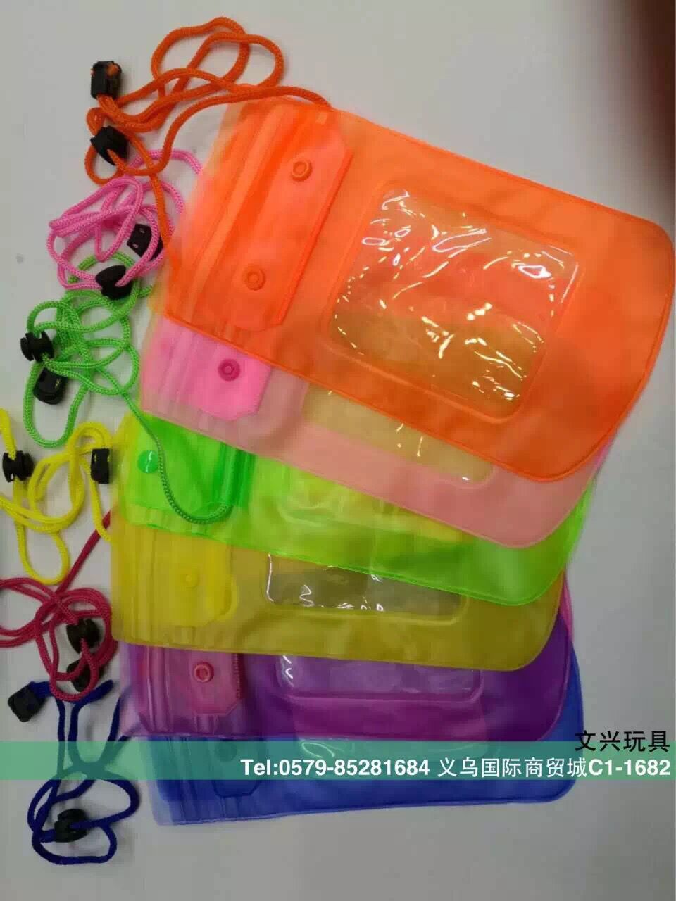 Mobile phone waterproof bag inflation mobile phone waterproof bag safety factory direct sales