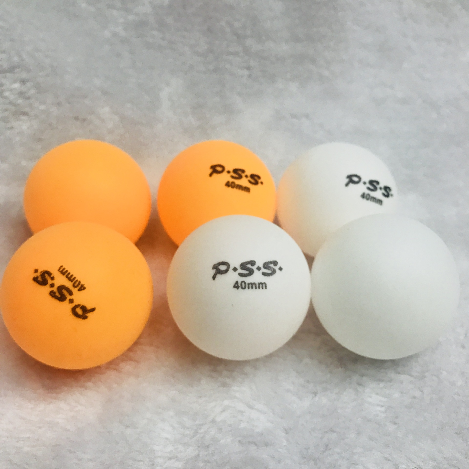 Manufacturer direct selling PPS plastic seamless table tennis white 40mm 6 boxes of export foreign trade small batch. Manufacturer direct selling PPS plastic seamless table tennis white 40mm 6 boxes of export foreign trade small batch.