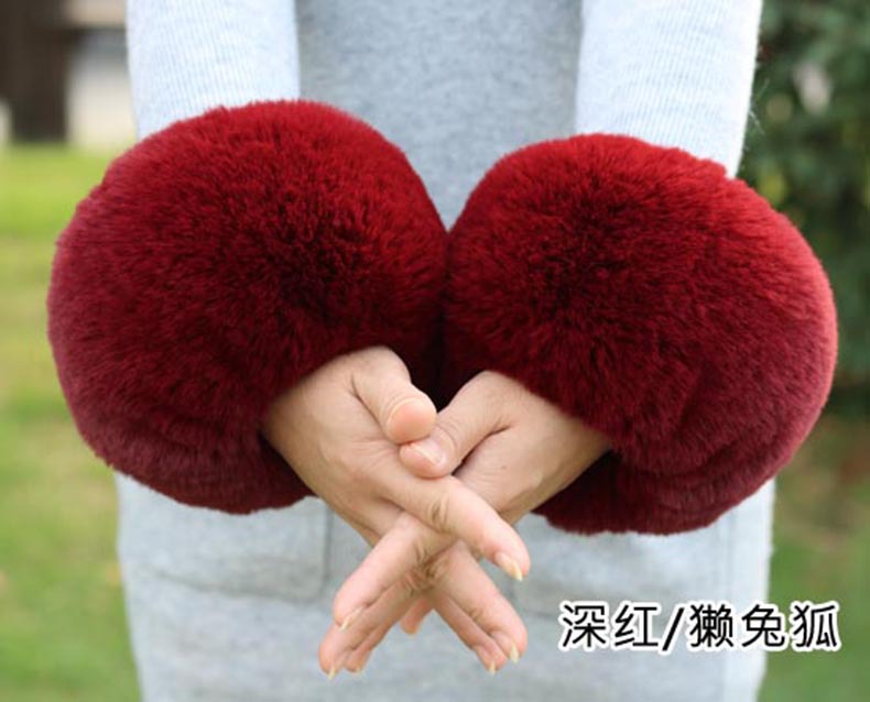 Raccoon Fur Fox Fur Imitation Fur Fur Hand Ring Fur Wristband Women's Oversleeve Imitation Rabbit Fur Bracelet Cuff Wristband Raccoon Fur Fox Fur Imitation Fur Fur Hand Ring Fur Wristband Women's Oversleeve Imitation Rabbit Fur Bracelet Cuff Wristband