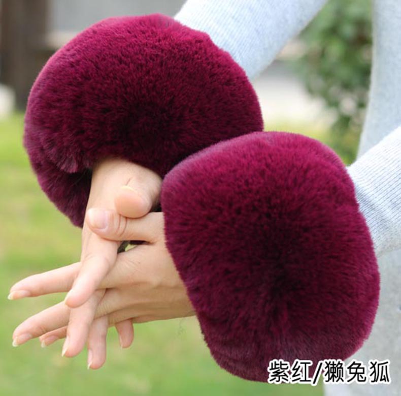 Raccoon Fur Fox Fur Imitation Fur Fur Hand Ring Fur Wristband Women's Oversleeve Imitation Rabbit Fur Bracelet Cuff Wristband Raccoon Fur Fox Fur Imitation Fur Fur Hand Ring Fur Wristband Women's Oversleeve Imitation Rabbit Fur Bracelet Cuff Wristband