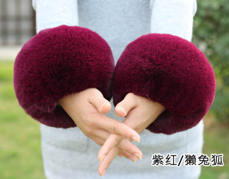 Raccoon Fur Fox Fur Imitation Fur Fur Hand Ring Fur Wristband Women's Oversleeve Imitation Rabbit Fur Bracelet Cuff Wristband Raccoon Fur Fox Fur Imitation Fur Fur Hand Ring Fur Wristband Women's Oversleeve Imitation Rabbit Fur Bracelet Cuff Wristband