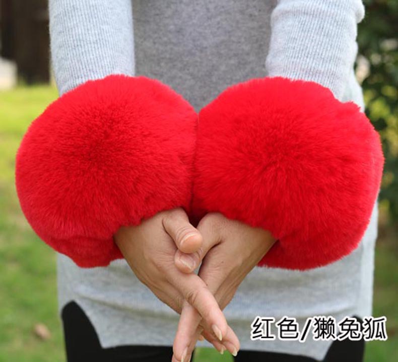 Raccoon Fur Fox Fur Imitation Fur Fur Hand Ring Fur Wristband Women's Oversleeve Imitation Rabbit Fur Bracelet Cuff Wristband Raccoon Fur Fox Fur Imitation Fur Fur Hand Ring Fur Wristband Women's Oversleeve Imitation Rabbit Fur Bracelet Cuff Wristband