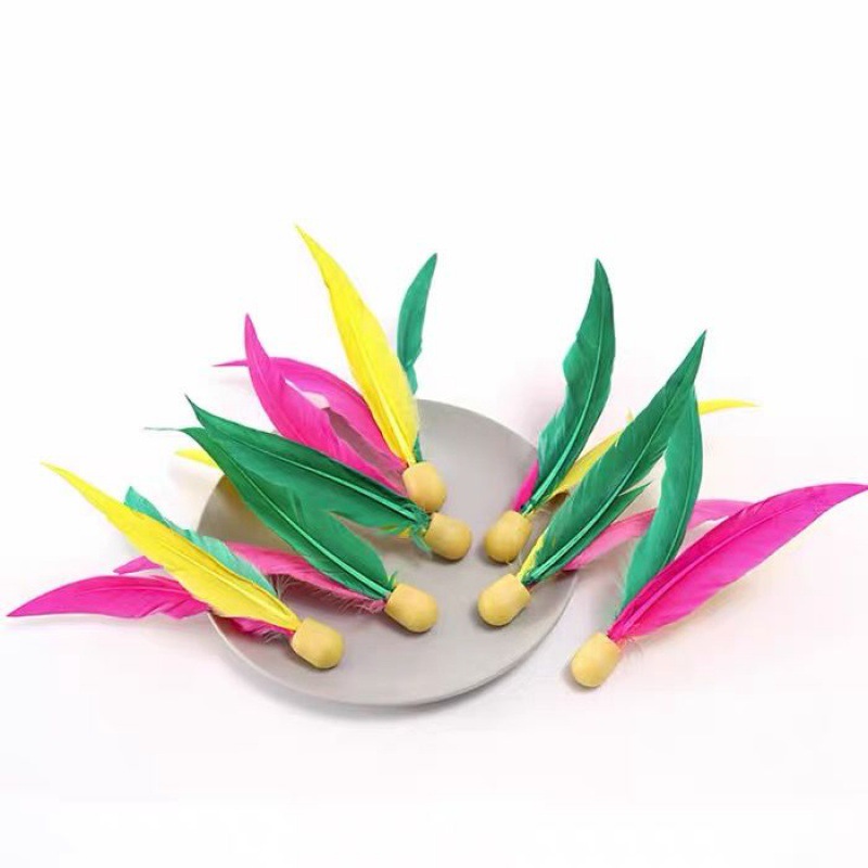 Cricket Shuttlecock Battledore and Shuttlecock High-Elastic Badminton Adult and Children Entertainment Sports Beef Tendon Ball Durable High-Elastic Free Shipping