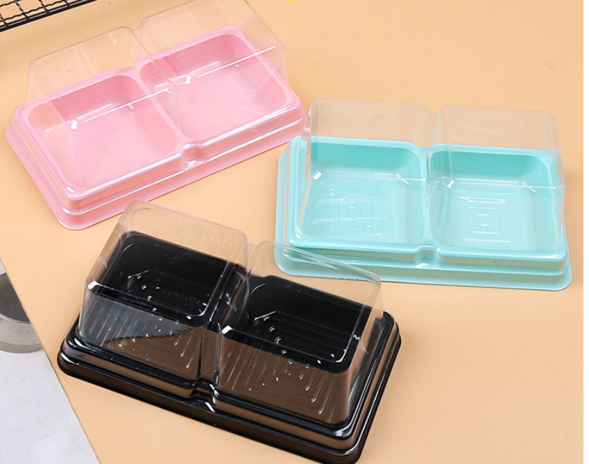 2. A cake box with Fried egg yolk and Fried glutinous rice cake with Fried dough cuff and Xiaomei Girl shell 2. A cake box with Fried egg yolk and Fried glutinous rice cake with Fried dough cuff and Xiaomei Girl shell