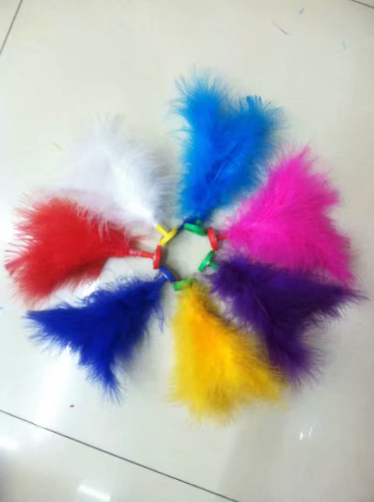 New Casual Fitness Kick Shuttlecock Wholesale Creative Kick-Resistant Durable Color Full Velvet Chicken Feather Key