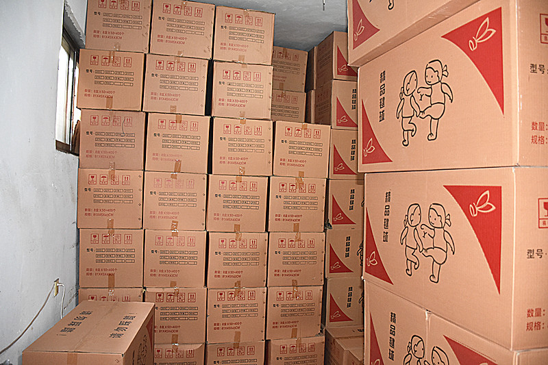 Shuttlecock Feather Children Cocktail Kick Shuttlecock Shuttlecock Shuttlecock Goose Feather Turkey Feather Four Fur Color Shuttlecock Manufacturer Shuttlecock Feather Children Cocktail Kick Shuttlecock Shuttlecock Shuttlecock Goose Feather Turkey Feather Four Fur Color Shuttlecock Manufacturer