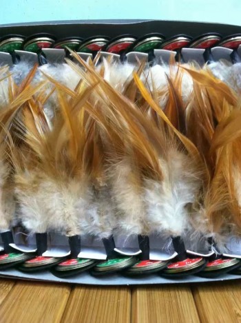 It is hoped that Shuttlecock, cock feathers, Shuttlecock, Plastic Shuttlecock, dedicated for Shuttlecock It is hoped that Shuttlecock, cock feathers, Shuttlecock, Plastic Shuttlecock, dedicated for Shuttlecock