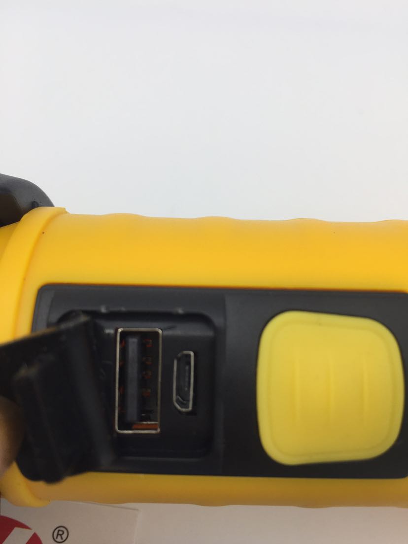 Tool is suing multi - function LED light hook car maintenance light adjustable light folding camping light Tool is suing multi - function LED light hook car maintenance light adjustable light folding camping light