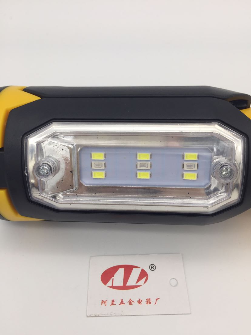 Tool is suing multi - function LED light hook car maintenance light adjustable light folding camping light Tool is suing multi - function LED light hook car maintenance light adjustable light folding camping light