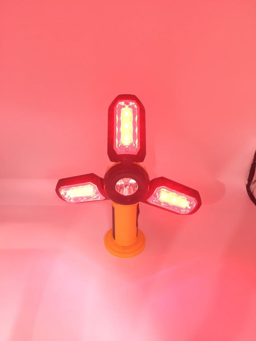 Tool is suing multi - function LED light hook car maintenance light adjustable light folding camping light Tool is suing multi - function LED light hook car maintenance light adjustable light folding camping light