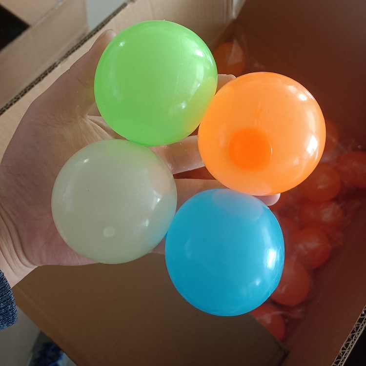 Tiktok Luminous Sticky Ball Sticky Wall Ball Decompression Vent Ball TPR Interactive Ceiling Ball Children Darts Sticky Ball