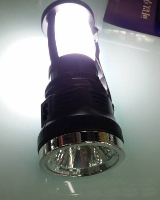 Outdoor portable lamps LED camping light solar rechargeable portable emergency lighting Lantern camping tent light Outdoor portable lamps LED camping light solar rechargeable portable emergency lighting Lantern camping tent light
