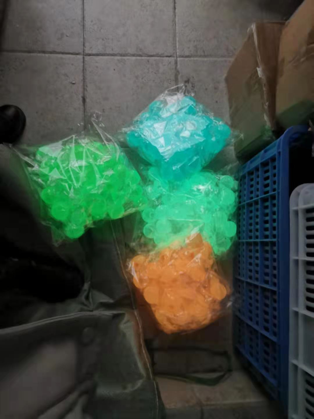 Tiktok Luminous Sticky Ball Sticky Wall Ball Decompression Vent Ball TPR Interactive Ceiling Ball Children Darts Sticky Ball Tiktok Luminous Sticky Ball Sticky Wall Ball Decompression Vent Ball TPR Interactive Ceiling Ball Children Darts Sticky Ball