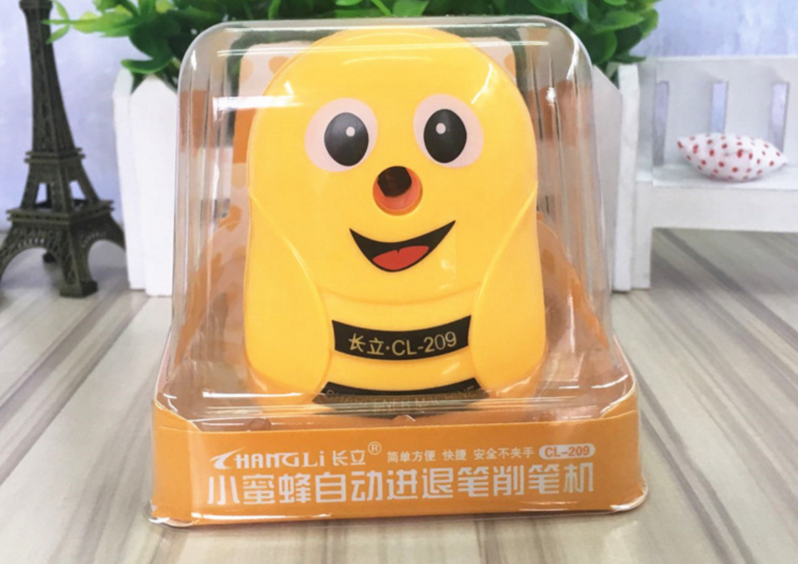 Manufacturer direct-selling cartoon bee automatically back and forth sharpener hand pencil sharpener