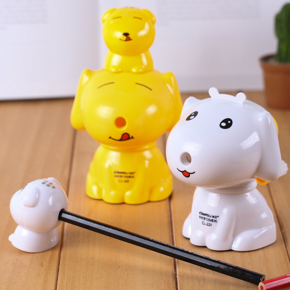 Cartoon wangbaobao father and son dog pencil sharpener hand pencil sharpener two in one combination