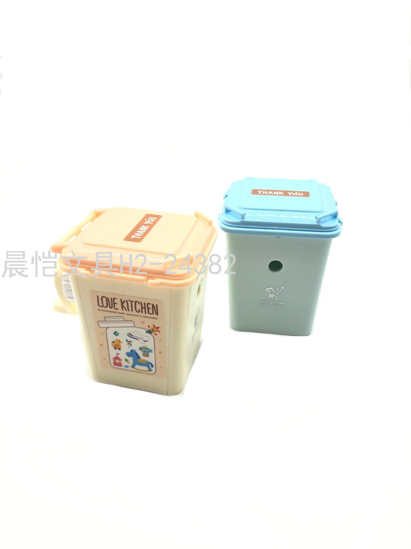 Little Spirit Pencil Shapper Hand-Operated Shape Pencil Sharpener Durable Beautiful Cartoon Cute Children Student Pencil Sharpener