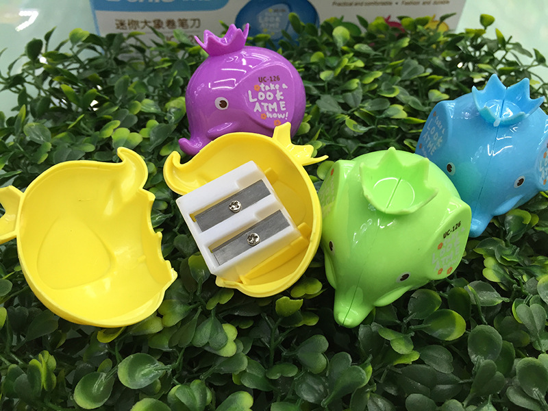 Elephant shape double hole hand pencil sharpener plastic case sharpener pencil sharpener