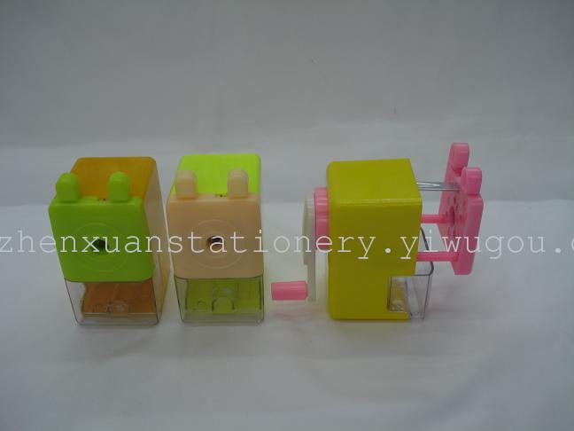 Hot Selling Cartoon Hand Shake Pencil Sharpener Color Mixed