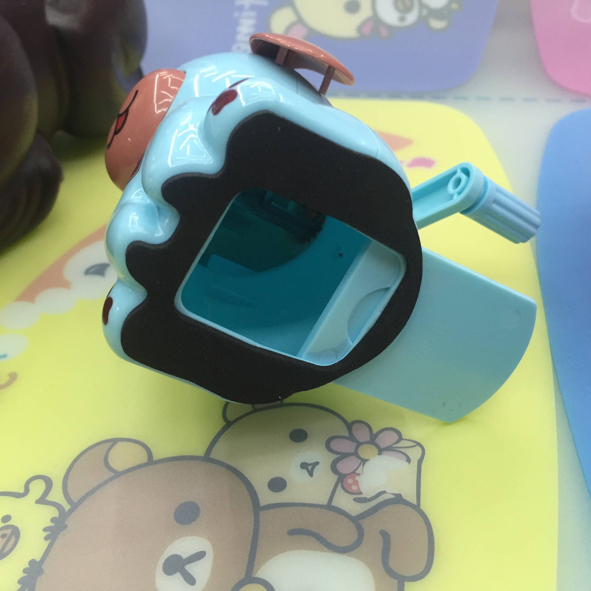 Japan and South Korea stationery creative cartoon hand pencil sharpener puppy shape pen knife pencil reeler