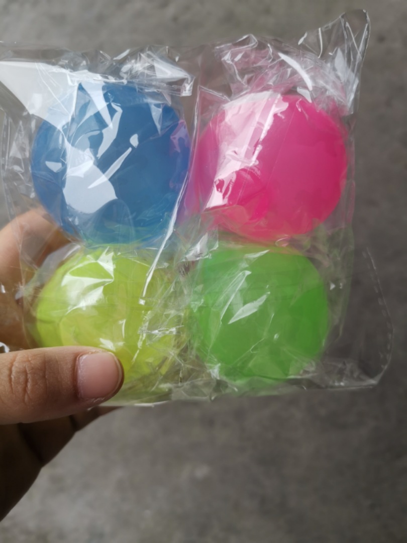 Tiktok Luminous Sticky Ball Sticky Wall Decompression Vent Ball TPR Interactive Ceiling Ball Children Darts Sticky Ball Toys