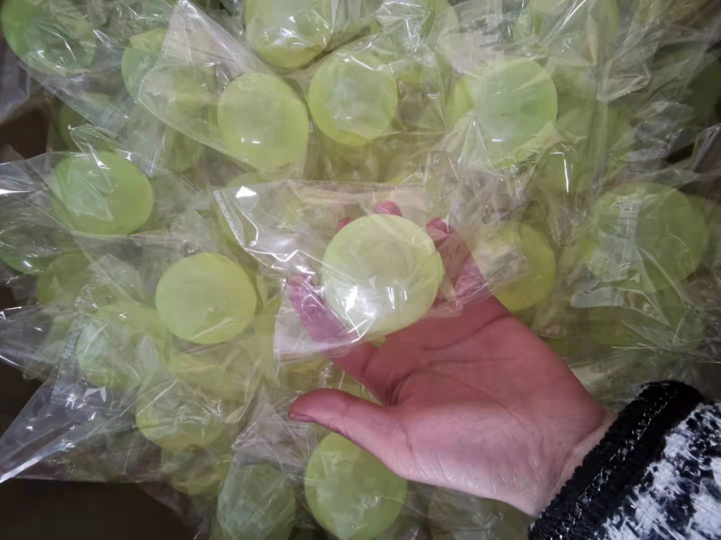 Tiktok Luminous Sticky Ball Sticky Wall Decompression Vent Ball TPR Interactive Ceiling Ball Children Darts Sticky Ball Toys