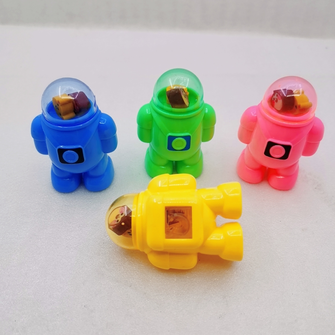 Pencil Sharpener Children Pencil Sharpener Primary School Student Hand-Cranking Pencil Sharpener Small Portable Student Triangle Pencil