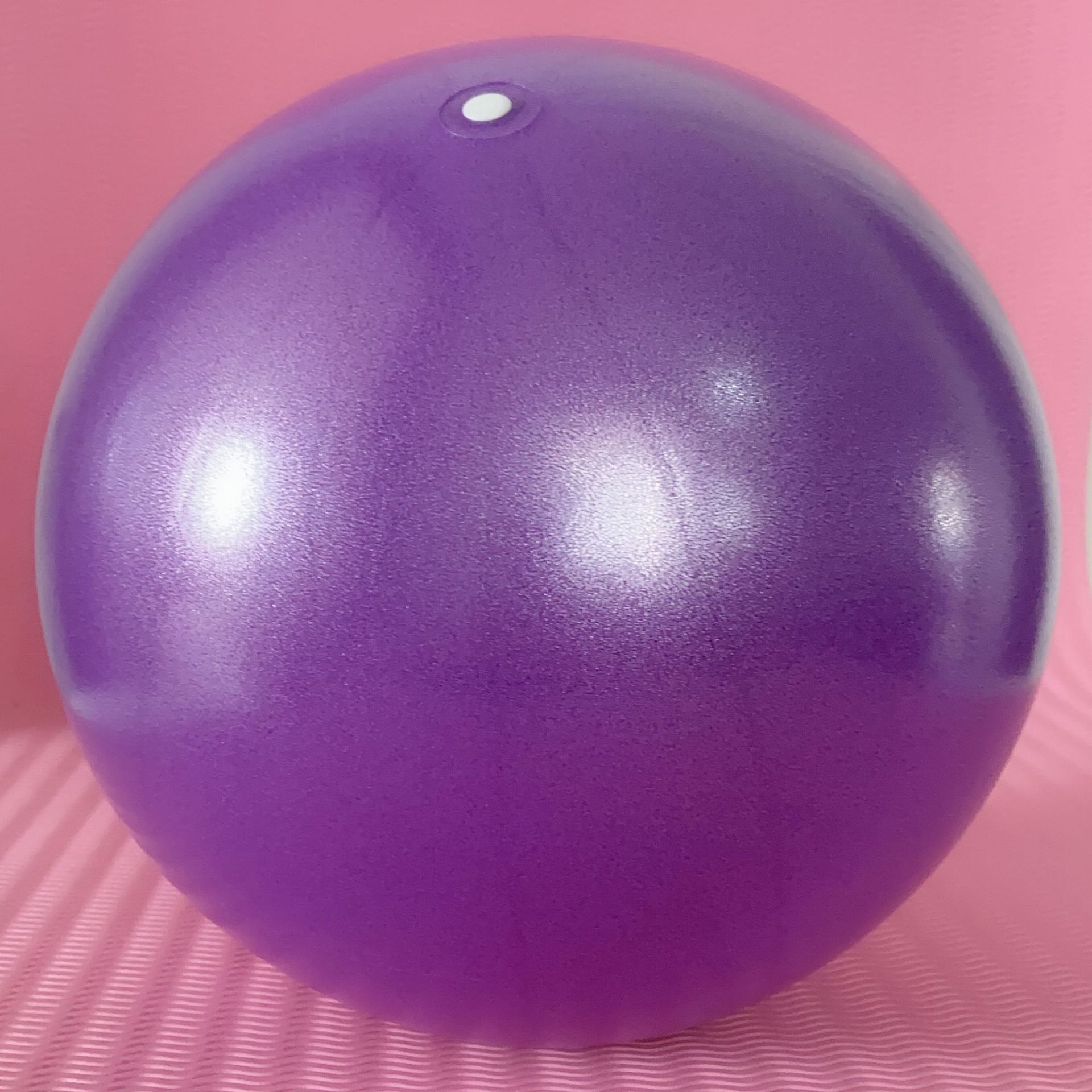Wheat Tube Ball Net Red Pilates 25cm Yoga Ball Balance Ball Fitness Ball Gymnastic Ball Frosted Explosion-Proof Yoga Ball