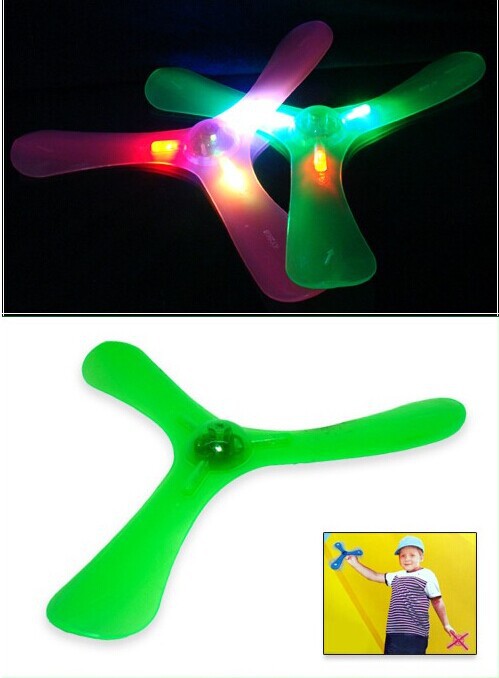 Luminous Triangle Roundabout Darts Children's Products Outdoor Sports Triangle Logo Hot Sale Stall Night Market Toys Wholesale Luminous Triangle Roundabout Darts Children's Products Outdoor Sports Triangle Logo Hot Sale Stall Night Market Toys Wholesale