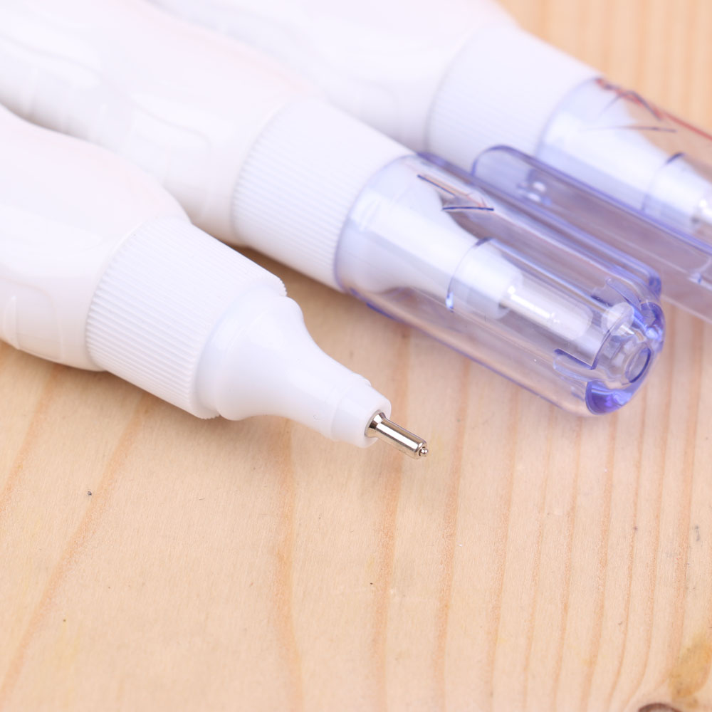 Factory direct selling students paint modified steel head correction fluid green correction pen Factory direct selling students paint modified steel head correction fluid green correction pen