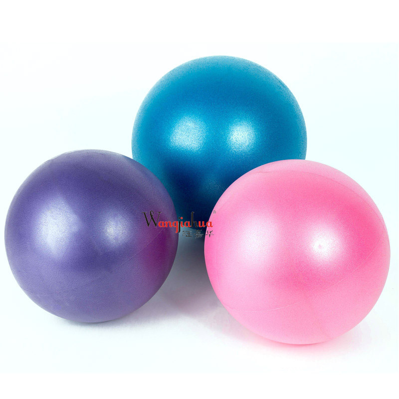 Pilates Yoga Ball Wheat Tube Ball 25cm Balance Fitness Ball Gymnastic Ball PVC Yoga Ball for Children and Pregnant Women