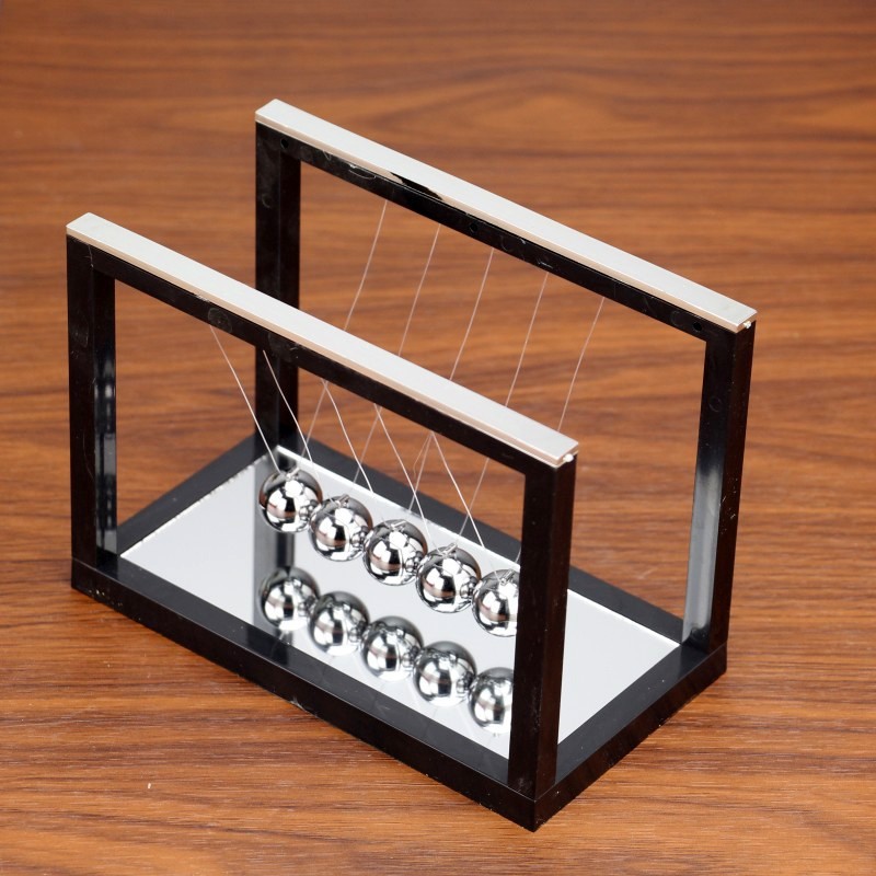 Creative Acrylic Newton Swing Ball a Regional Name for Billiards with Mirror Force Transmission Balance Bumperball Office Desk Surface Panel Ornaments