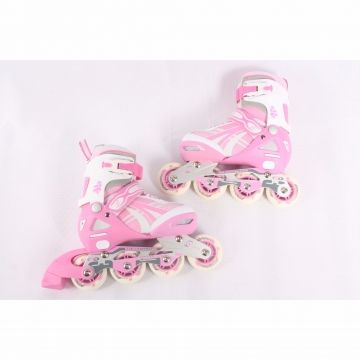 Yuhua 003 skating shoes children&#039;s roller skates can adjust the beginners roller skating shoes men and women.
