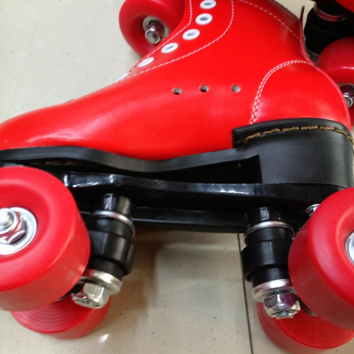 Adult Double Row the Skating Shoes Four-Wheel Red Skates Roller Skates Adult Double Row the Skating Shoes Four-Wheel Red Skates Roller Skates