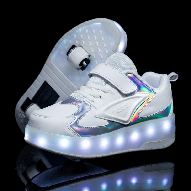 Amazon Sources New Charging Children&#039;s Luminous Heelys Double Wheel Skate Shoes Boys and Girls Shoes Wings Skates