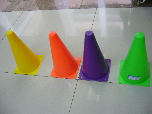 Skates roadblock logo tube pile half of the road soft barricade on roller skates roller skating 23cm