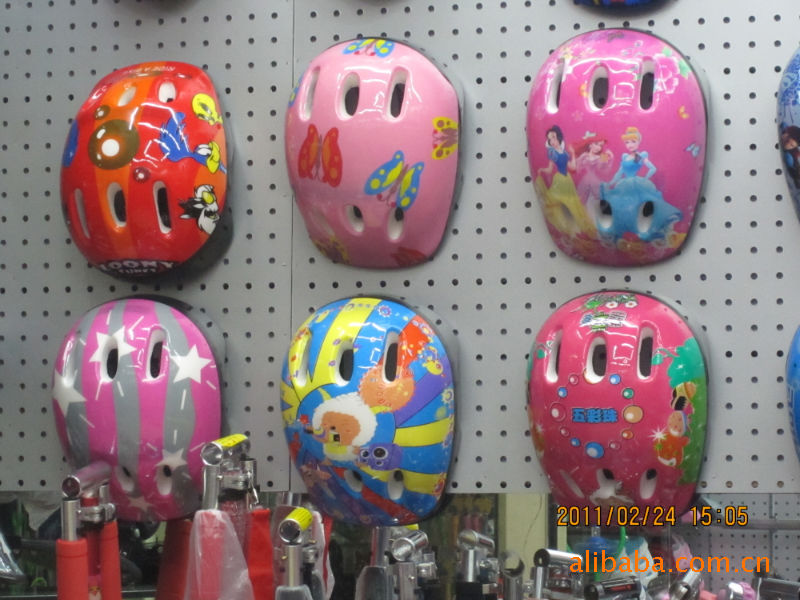 Skates helmets, sports gear, sports helmets. Children's helmets. Skates helmets, sports gear, sports helmets. Children's helmets.