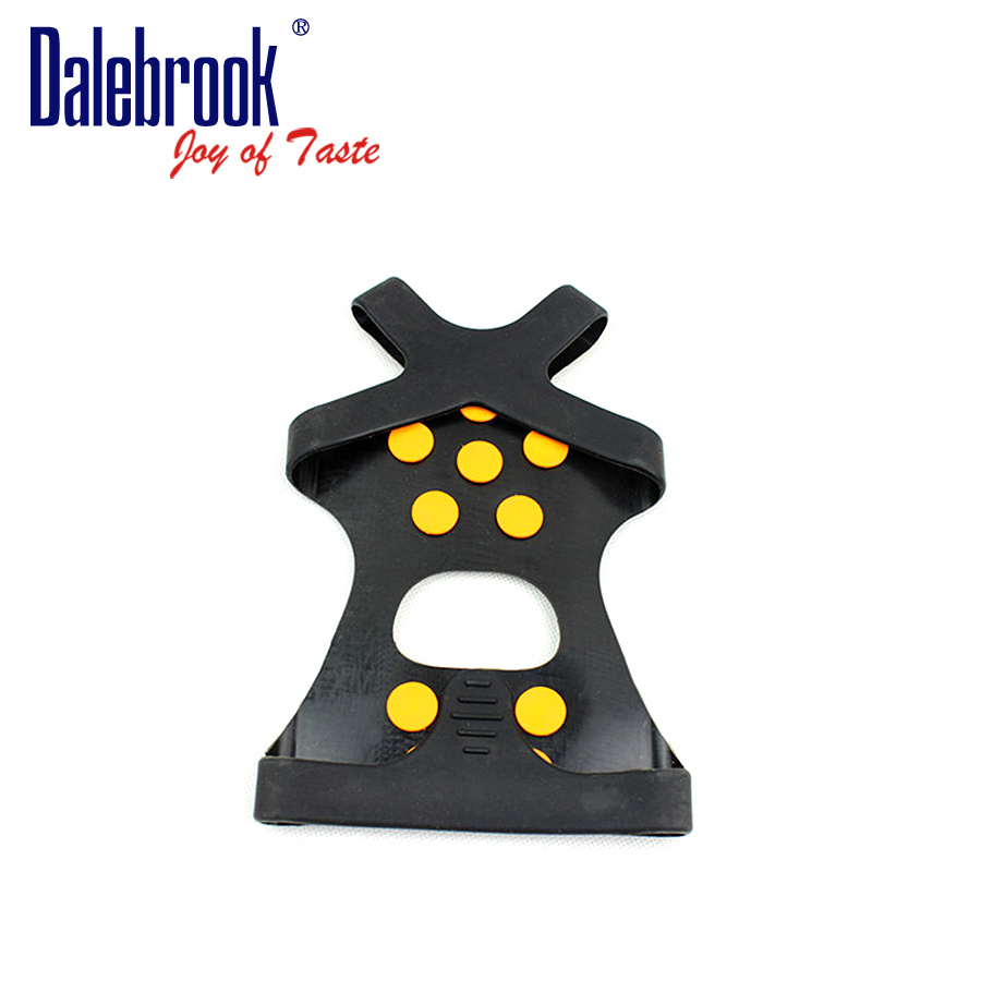 Dalebrook rock climbing outdoor equipment, non-skid climbing crampons, skates silicone non-skid shoe nail cover Dalebrook rock climbing outdoor equipment, non-skid climbing crampons, skates silicone non-skid shoe nail cover
