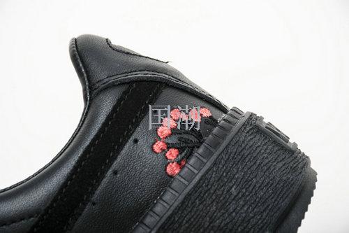 Women's casual shoes spring new women's slip-on skates fashionable little black shoes Women's casual shoes spring new women's slip-on skates fashionable little black shoes