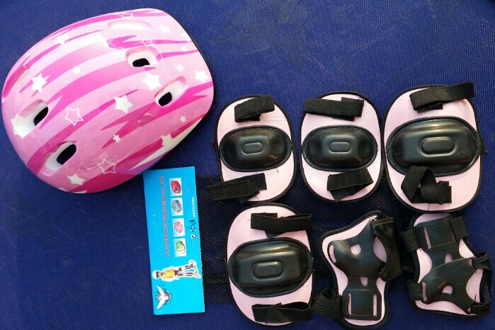 Adult the Skating Shoes Children Full Set Skates Flashing Wheel Straight-Row Roller Skate Adjustable Skating Shoes Factory Wholesale Adult the Skating Shoes Children Full Set Skates Flashing Wheel Straight-Row Roller Skate Adjustable Skating Shoes Factory Wholesale