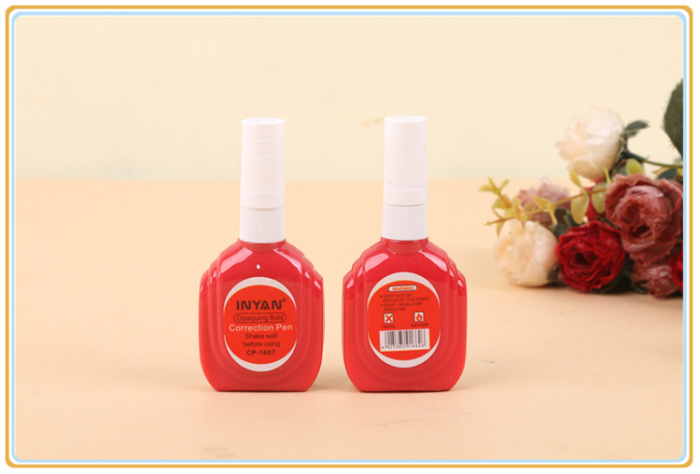 The student USES the correction fluid environmental correction fluid non-toxic quick-drying modification liquid. The student USES the correction fluid environmental correction fluid non-toxic quick-drying modification liquid.