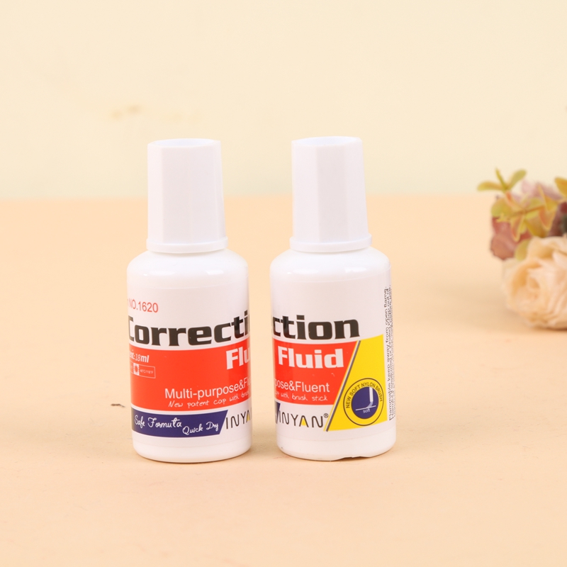 Environment-friendly correction fluid non-toxic quick-drying students use correction fluid to modify liquid.