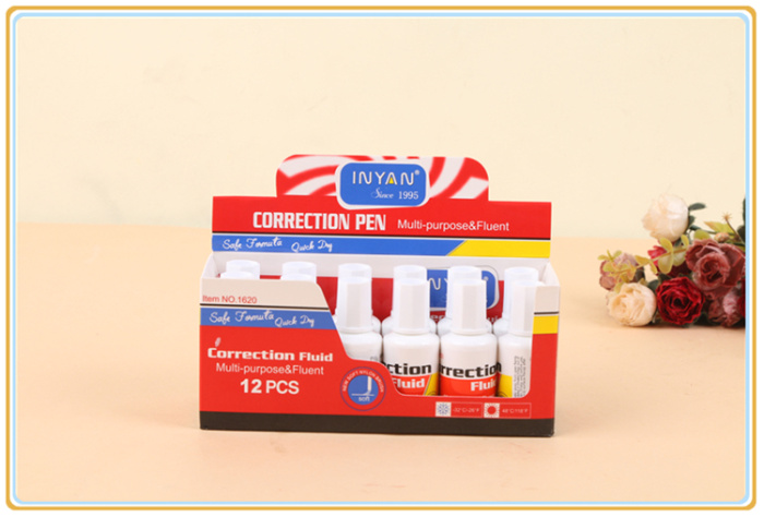 Environment-friendly correction fluid non-toxic quick-drying students use correction fluid to modify liquid. Environment-friendly correction fluid non-toxic quick-drying students use correction fluid to modify liquid.