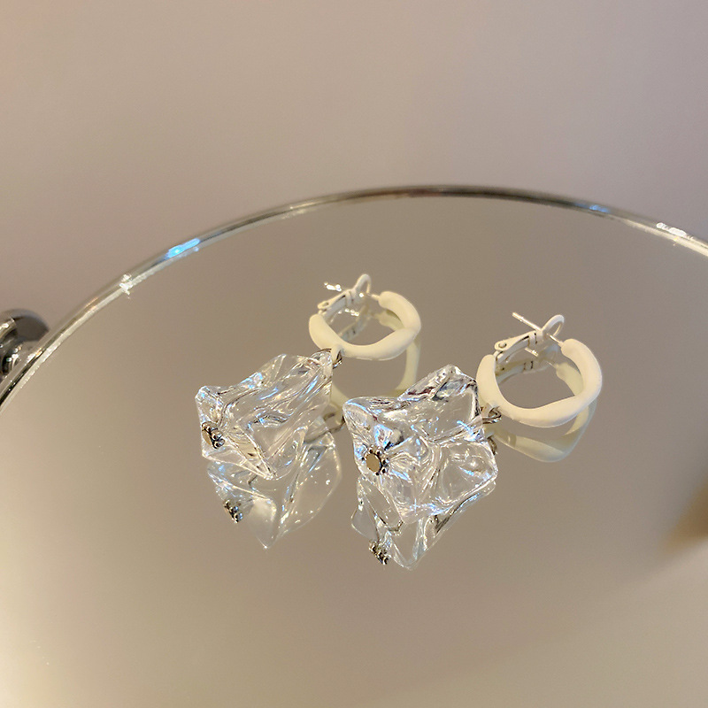 925 Silver Needle Korean Irregular Transparent Acrylic Earrings Ins Style Baroque Special-Interest Design Ear Clips Earrings Women 925 Silver Needle Korean Irregular Transparent Acrylic Earrings Ins Style Baroque Special-Interest Design Ear Clips Earrings Women