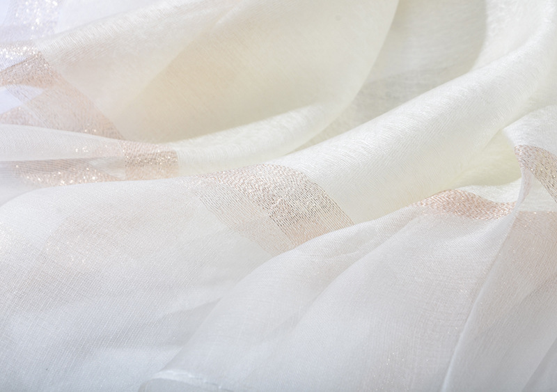 New Korean Style Pure Color Silk Acrylic Scarf Women's Long Scarf Gold Sequined Scarf Summer Sunscreen Shawl New Korean Style Pure Color Silk Acrylic Scarf Women's Long Scarf Gold Sequined Scarf Summer Sunscreen Shawl