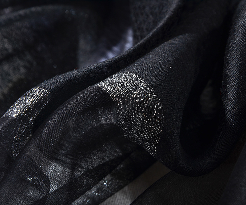 New Korean Style Pure Color Silk Acrylic Scarf Women's Long Scarf Gold Sequined Scarf Summer Sunscreen Shawl New Korean Style Pure Color Silk Acrylic Scarf Women's Long Scarf Gold Sequined Scarf Summer Sunscreen Shawl