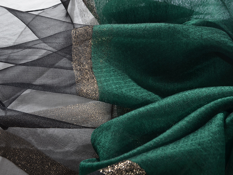 New Korean Style Pure Color Silk Acrylic Scarf Women's Long Scarf Gold Sequined Scarf Summer Sunscreen Shawl New Korean Style Pure Color Silk Acrylic Scarf Women's Long Scarf Gold Sequined Scarf Summer Sunscreen Shawl