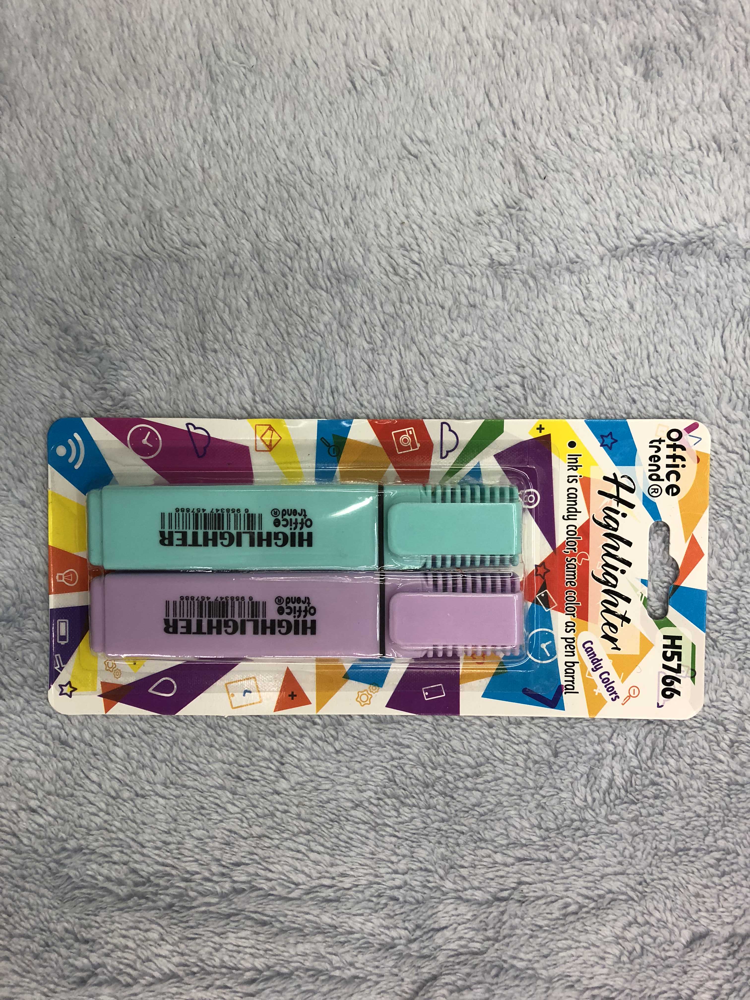 New 2019 triangle pen highlighter supermarket stationery set