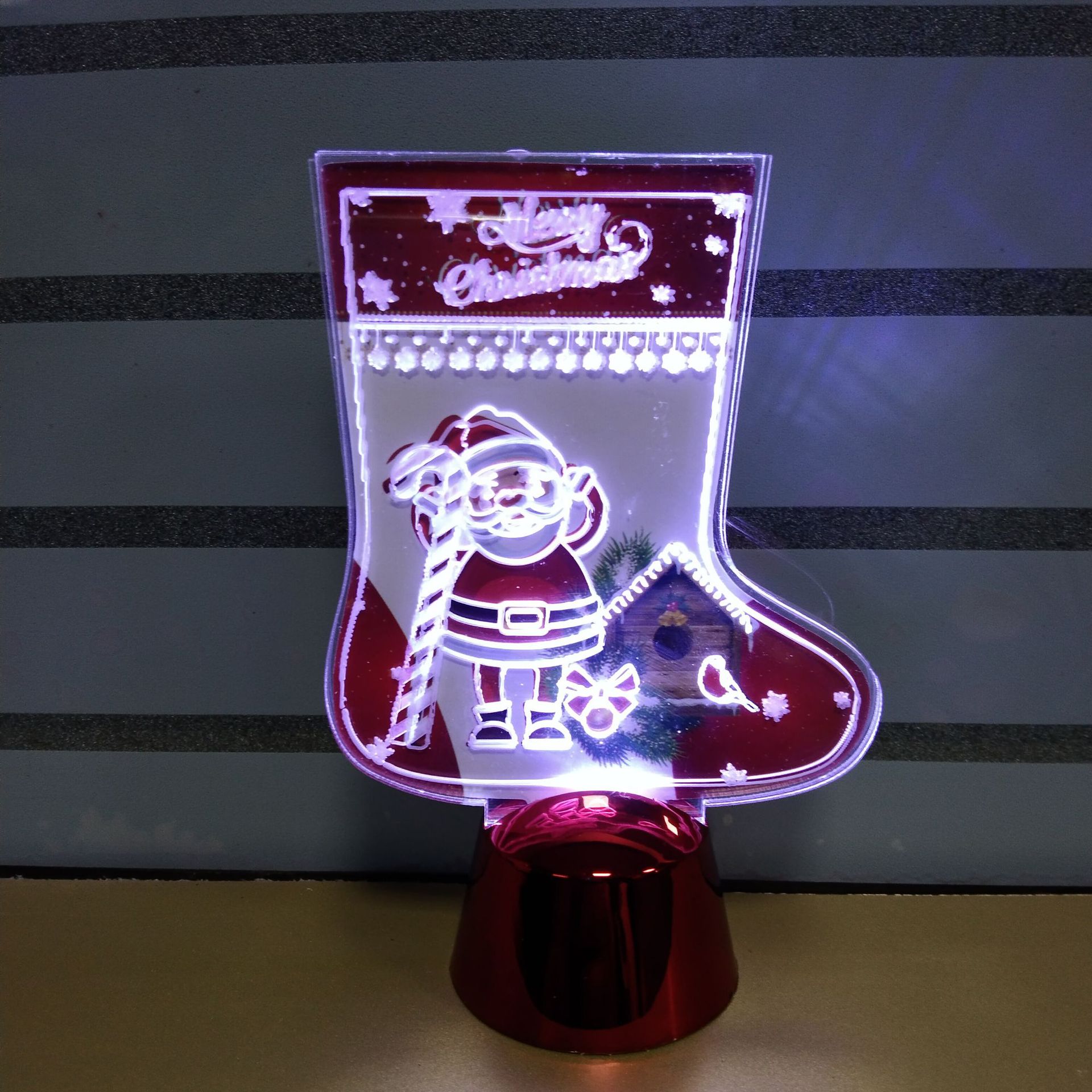 Factory Wholesale Acrylic Shoes Christmas Creative Decoration Home Desktop Decoration Led Luminous 3D Small Night Lamp