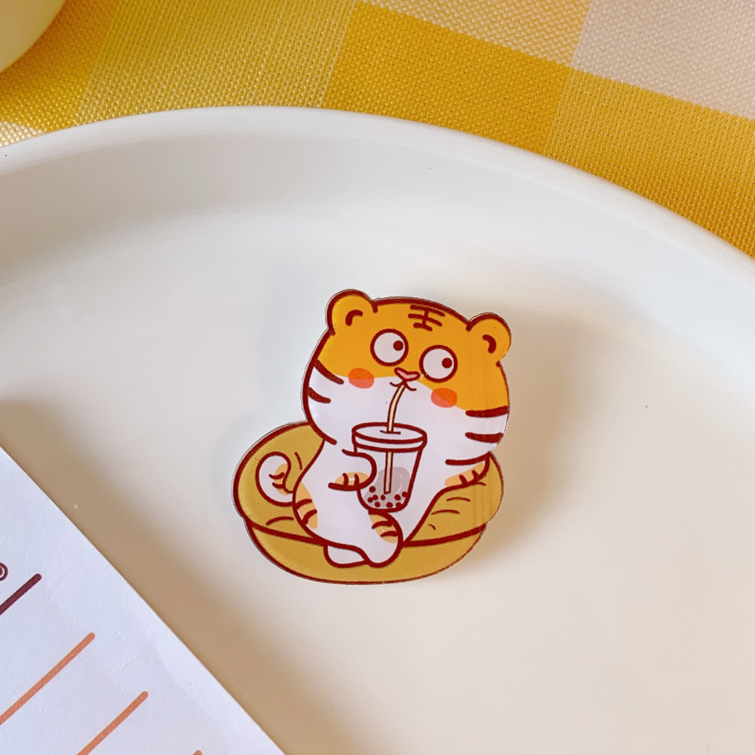 INS Trendy Cute Sweet Little Tiger Acrylic Brooch Bag Clothing Decorative Accessories Cartoon Creative Badge